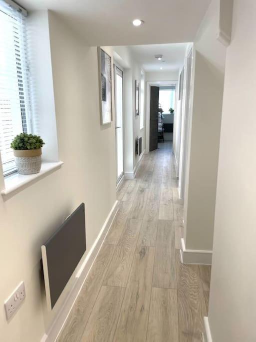 Luxury Porthcawl Large Spacious 2 Bedroom Apt, Garden, Prime Location Dış mekan fotoğraf